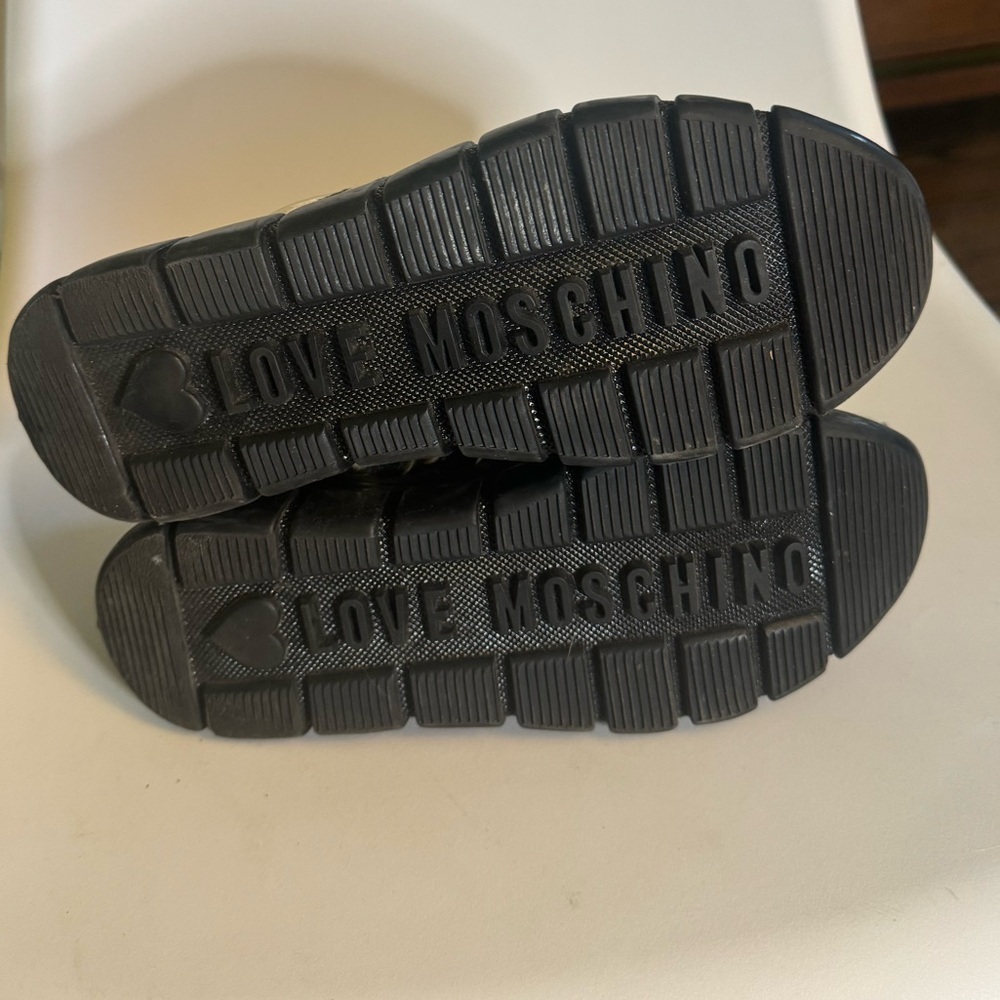 Love Moschino Sneakers 37/7 Black and Gold
